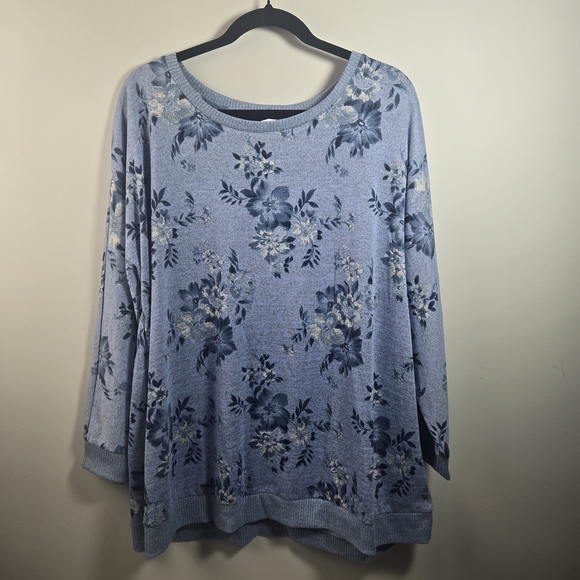 Lane Bryant Blue Floral Top NWT - Picture 1 of 5